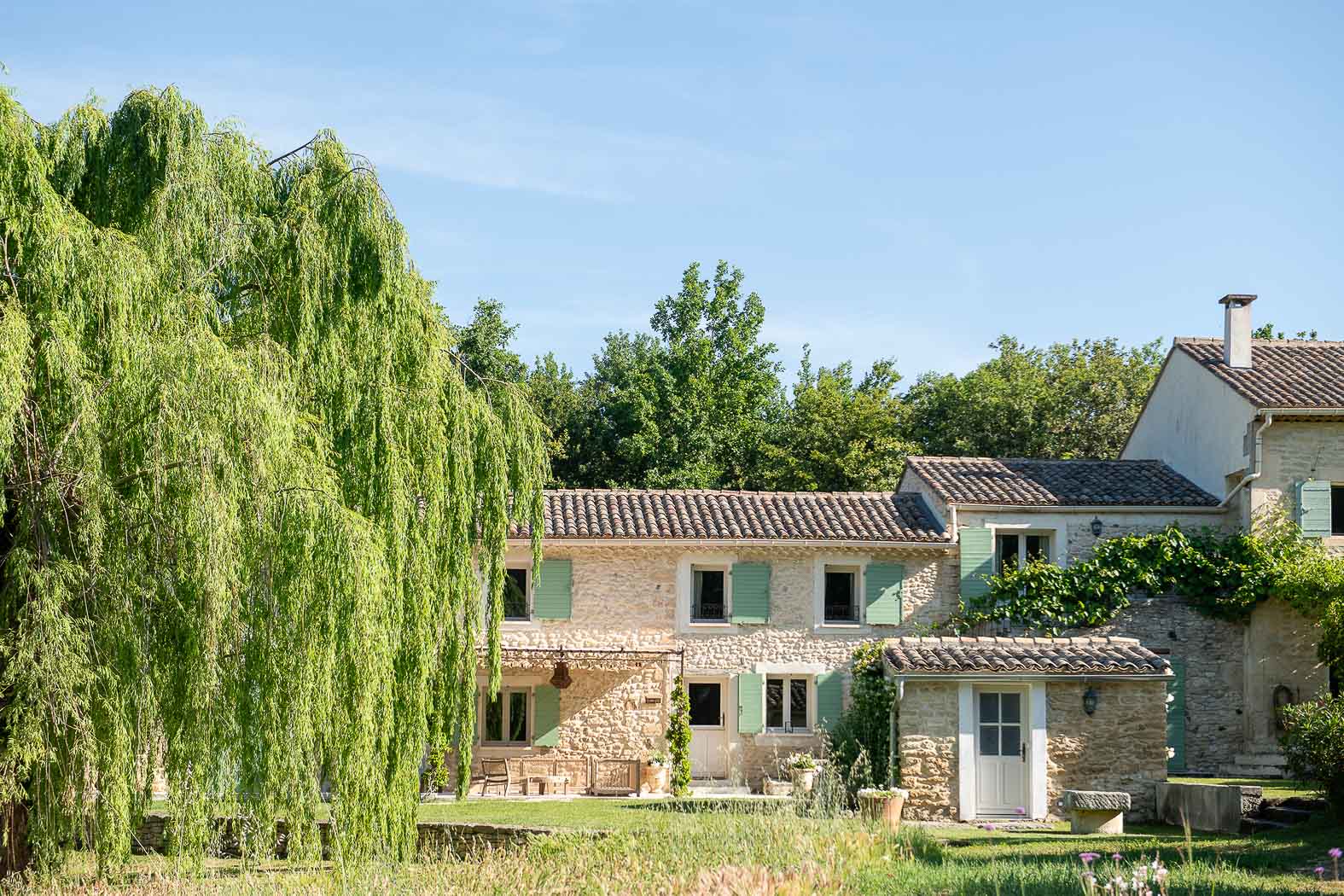 06-rental-farmhouse-pool-gordes-casalino.jpg