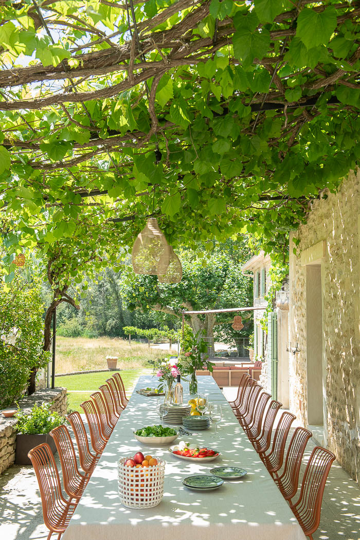 09-rental-farmhouse-pool-gordes-casalino.jpg