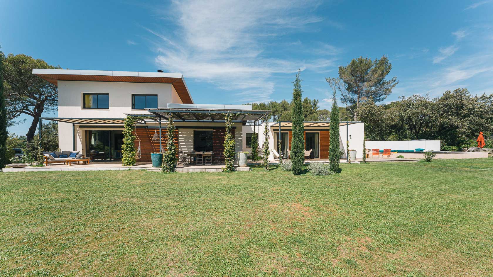 01-location-villa-piscine-aix-en-provence-casalino.jpg