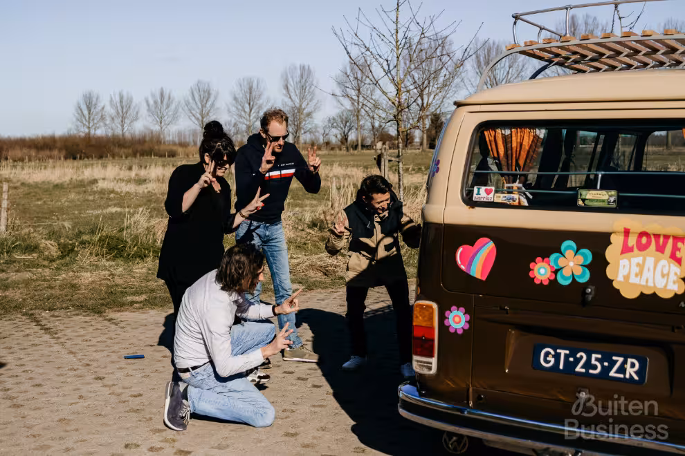 Vergaderen bij Vergaderlocatie We Love Oldtimers in Zuid-Holland via BuitenBusiness