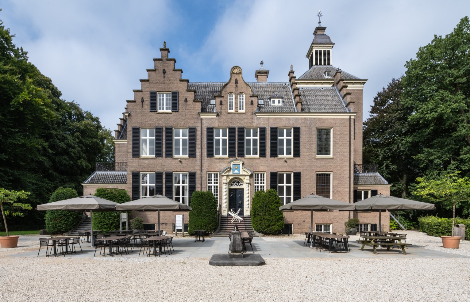 Neem contact op met Landgoed Zonheuvel via BuitenBusiness