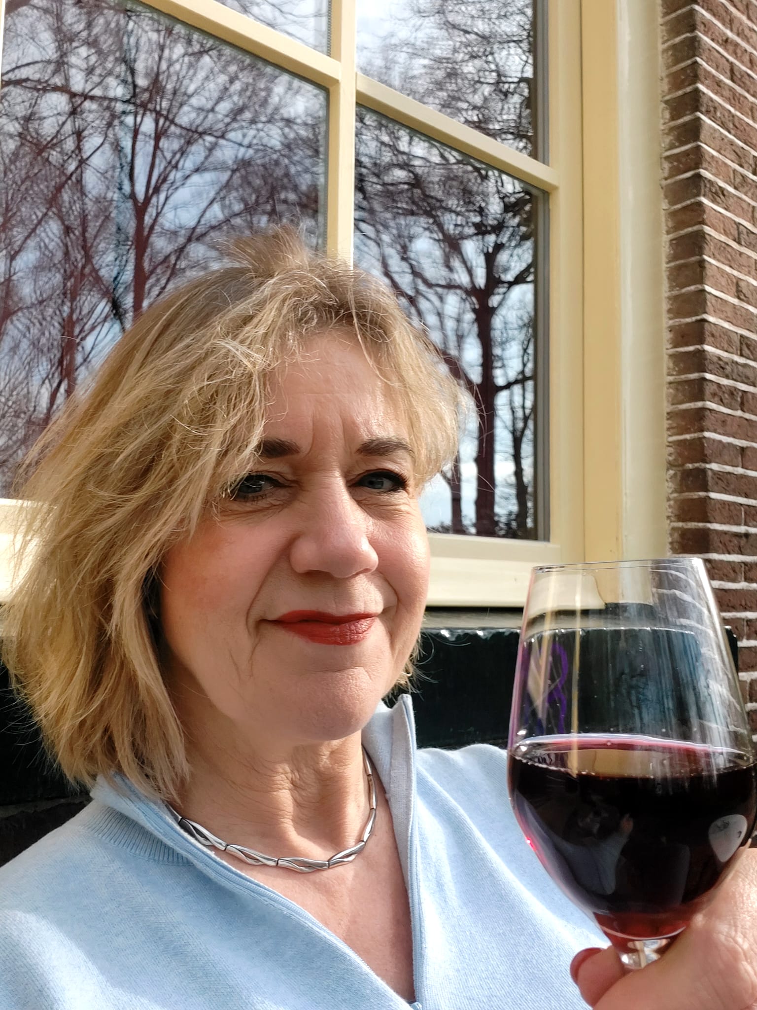 Neem contact op met Villa Dijkzicht via BuitenBusiness