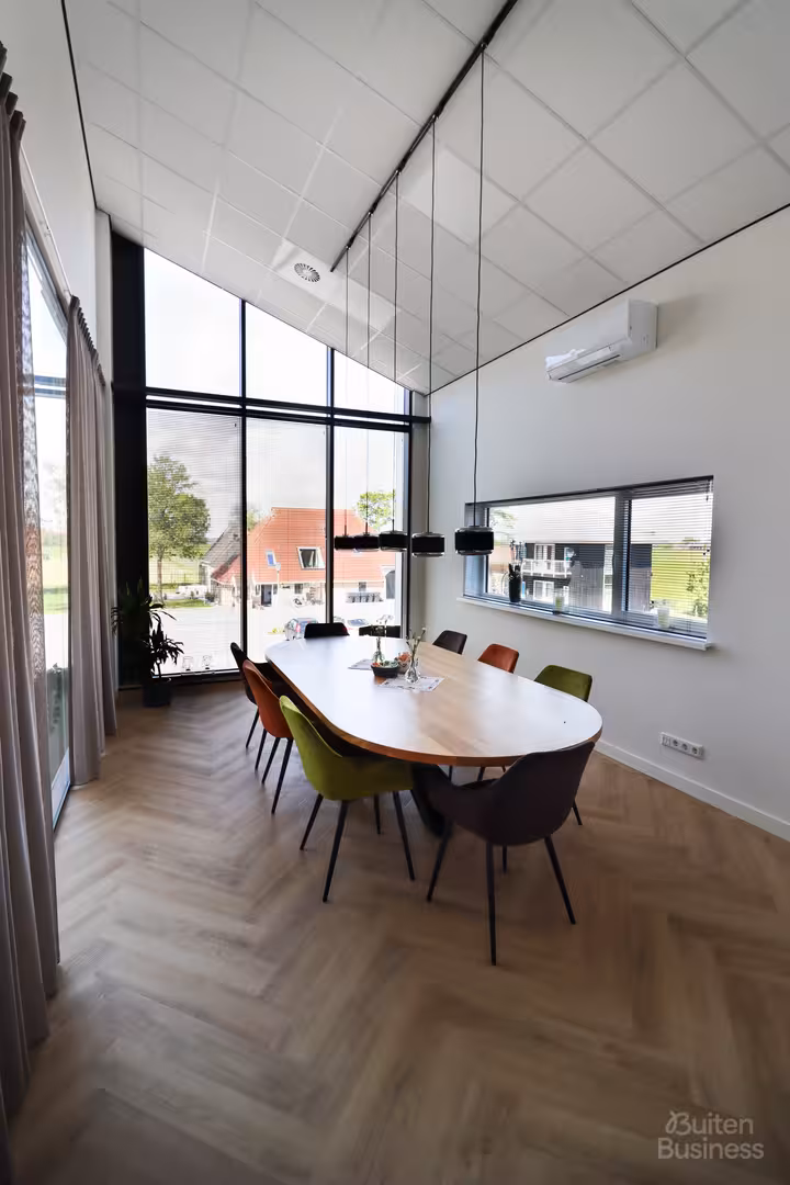 Vergaderen bij It Fjildhûs in Friesland via BuitenBusiness