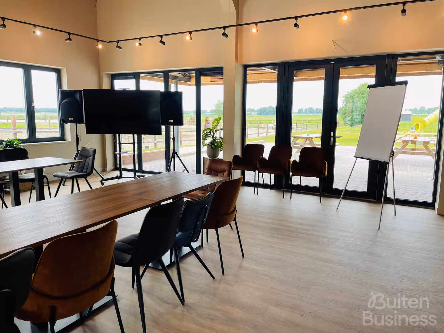 Vergaderen bij Paviljoen Boszicht in Drenthe via BuitenBusiness