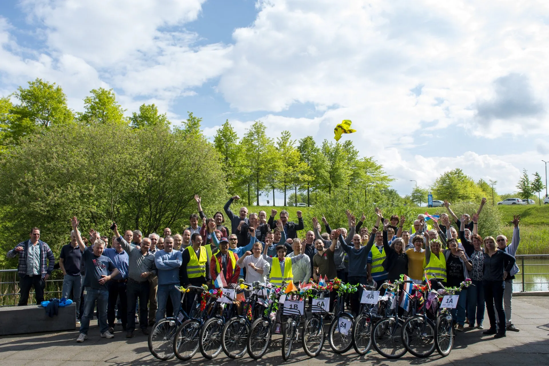Bouw een Fiets voor Afrika - MVO teambuilding - BuitenBusiness