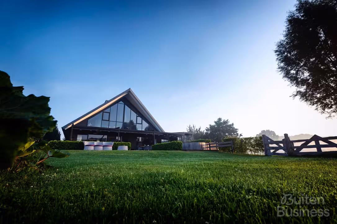 Vergaderen bij Zwaluwhof Villa Vleugel 1 in Dalfsen, Overijssel via BuitenBusiness