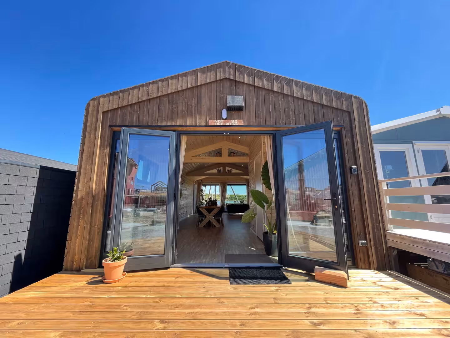 Vergaderen bij Basecamp IJmuiden aan Zee in Noord-Holland via BuitenBusiness