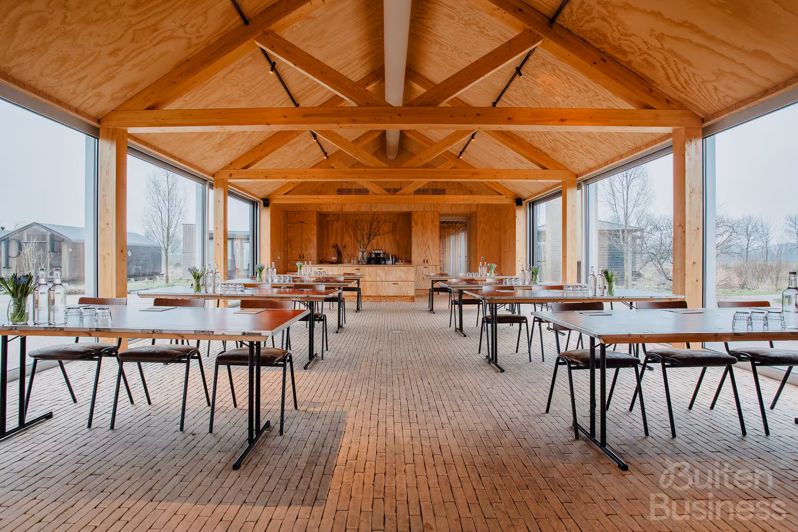 Vergaderen bij Basecamp Amsterdam in Noord-Holland via BuitenBusiness