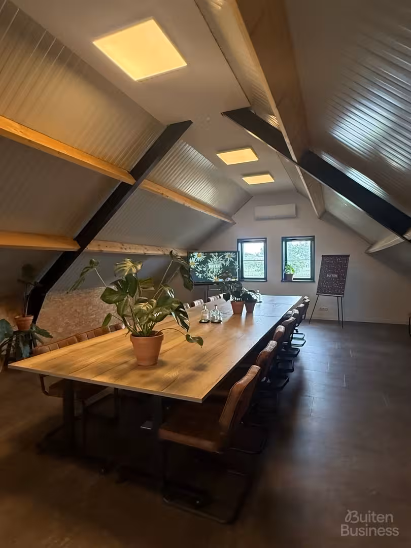 Vergaderen bij Lokaal Buiten in Utrecht via BuitenBusiness
