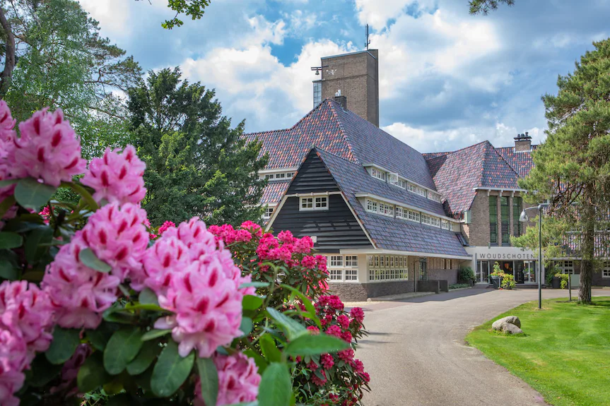 Neem contact op met Woudschoten Hotel & Conferentiecentrum via BuitenBusiness