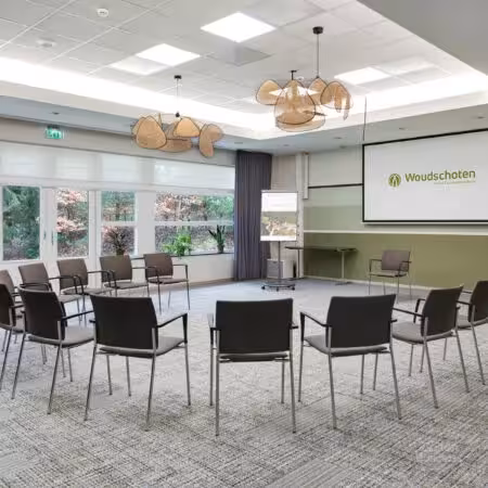 Vergaderen bij Woudschoten Hotel & Conferentiecentrum in Utrecht via BuitenBusiness