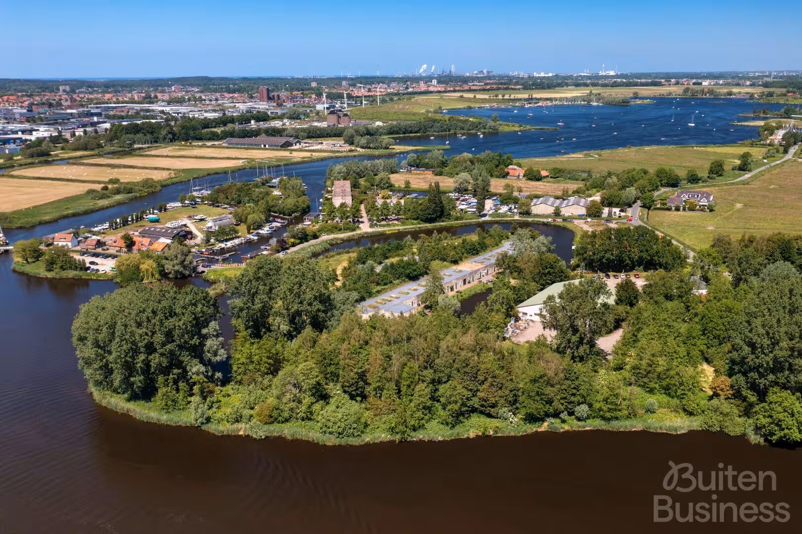 Vergaderen bij Ruimtetijd bij Fort Penningsveer in Noord-Holland via BuitenBusiness