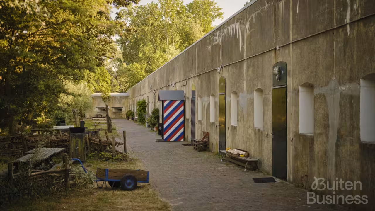 Vergaderen bij Ruimtetijd bij Fort Penningsveer in Noord-Holland via BuitenBusiness