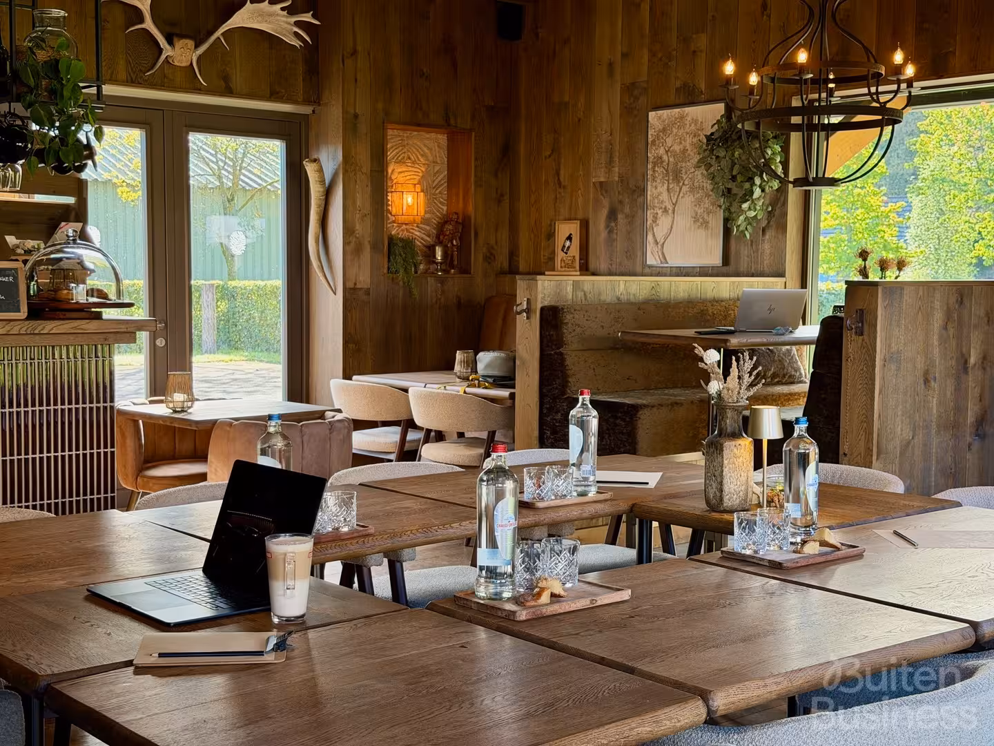 Vergaderen bij Thuysgrond in Noord-Brabant via BuitenBusiness