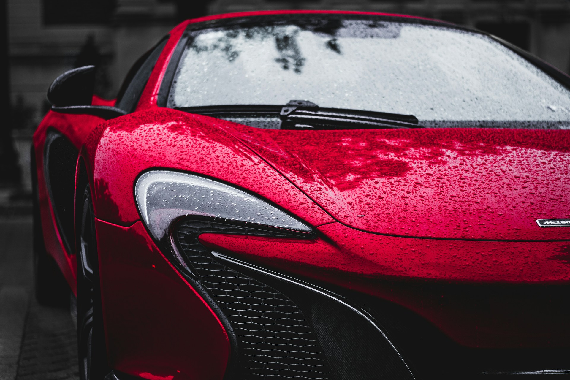 McLaren Owners in Nashville: When to Schedule High-Performance Service