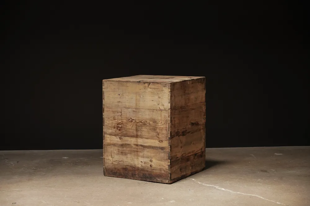 Wood Plinth