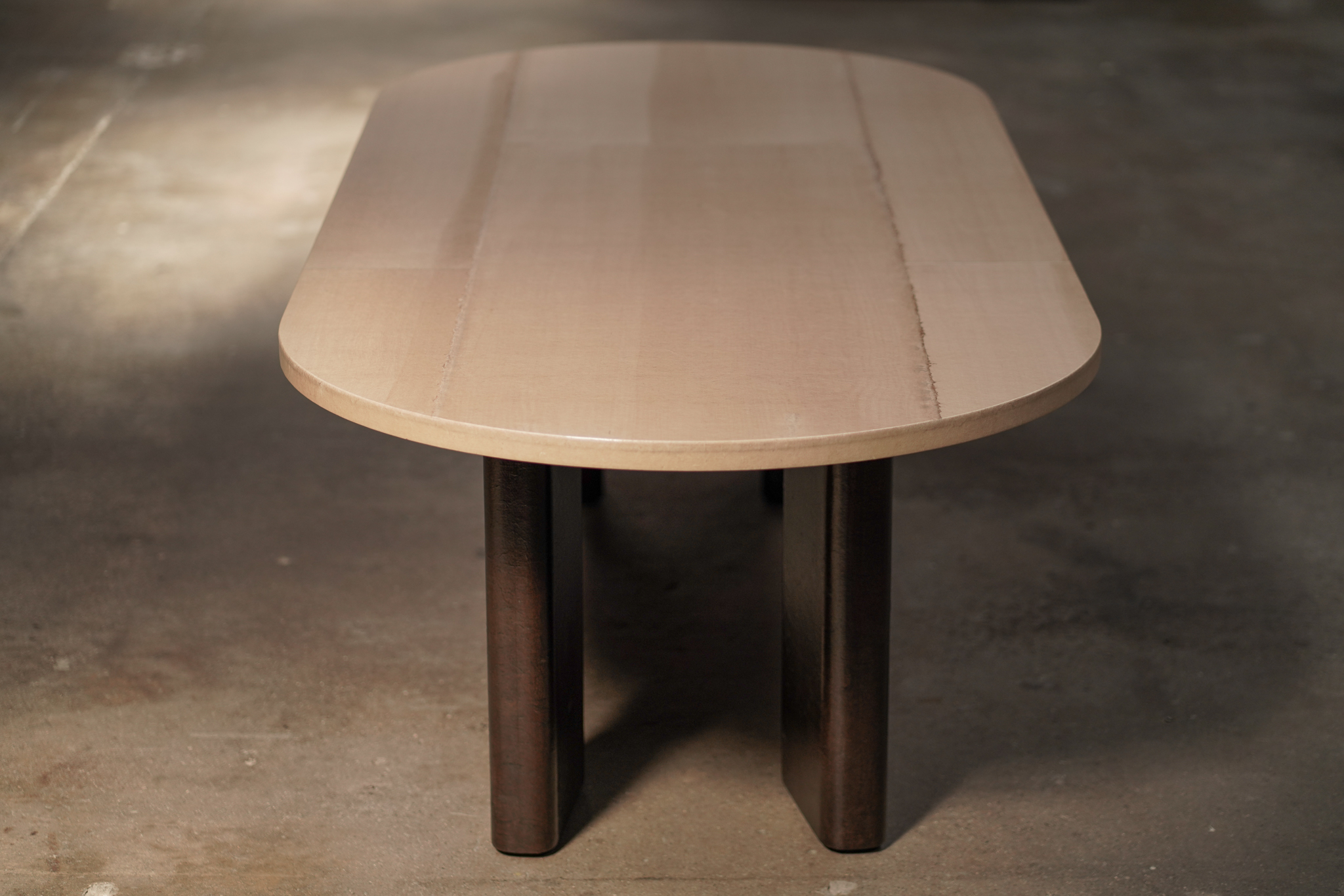 KNG Paper Dining Table