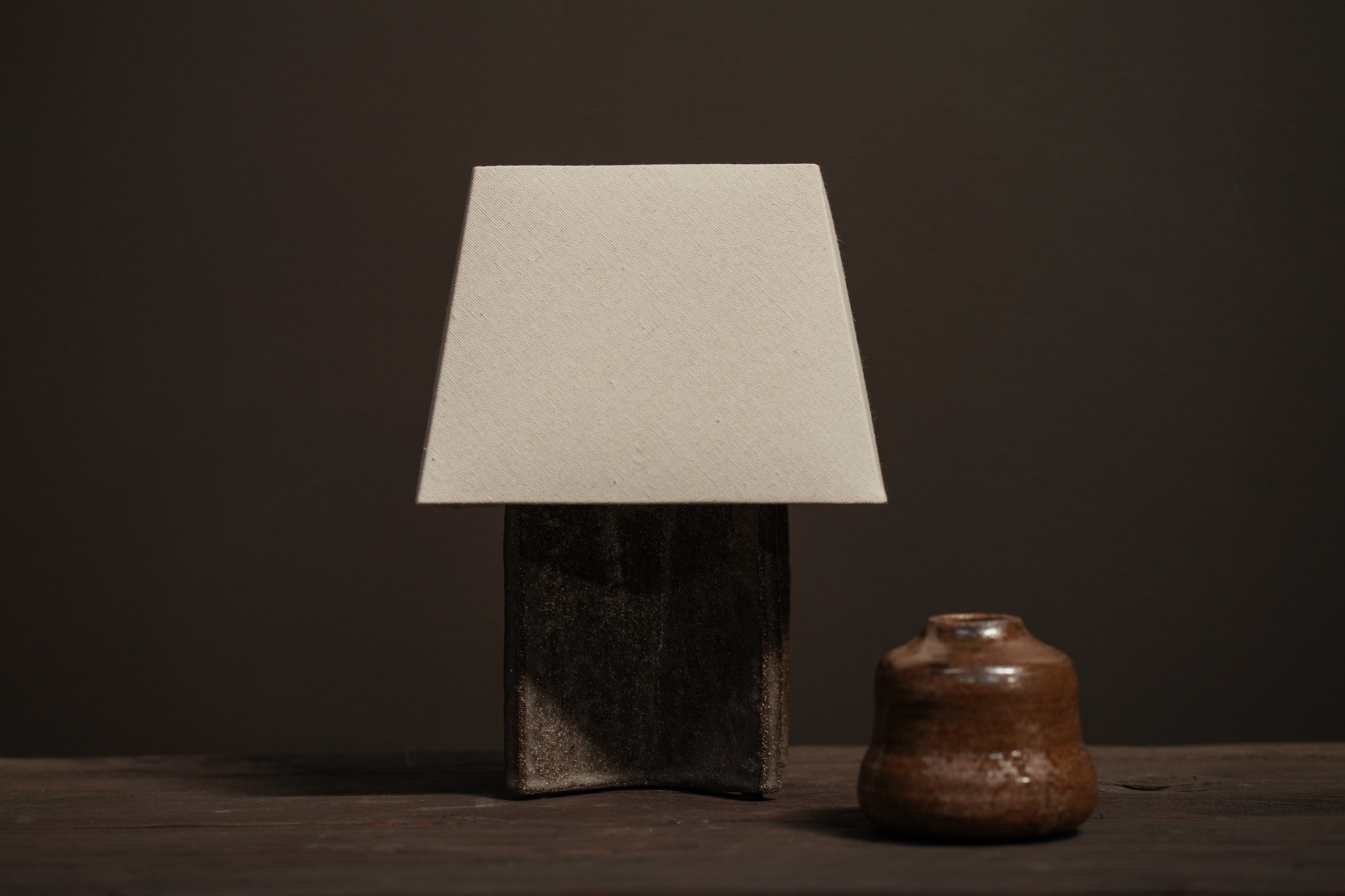 X Base Ceramic Bookshelf Lamp, Smoke