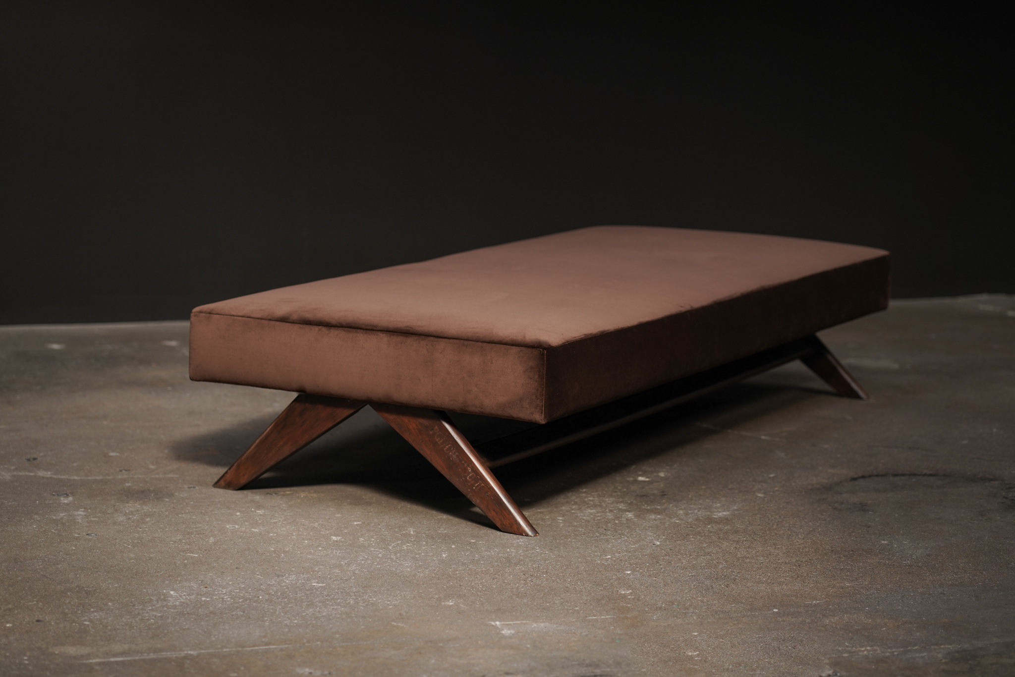 Pierre Jeanneret Upholstered Daybed, Velvet