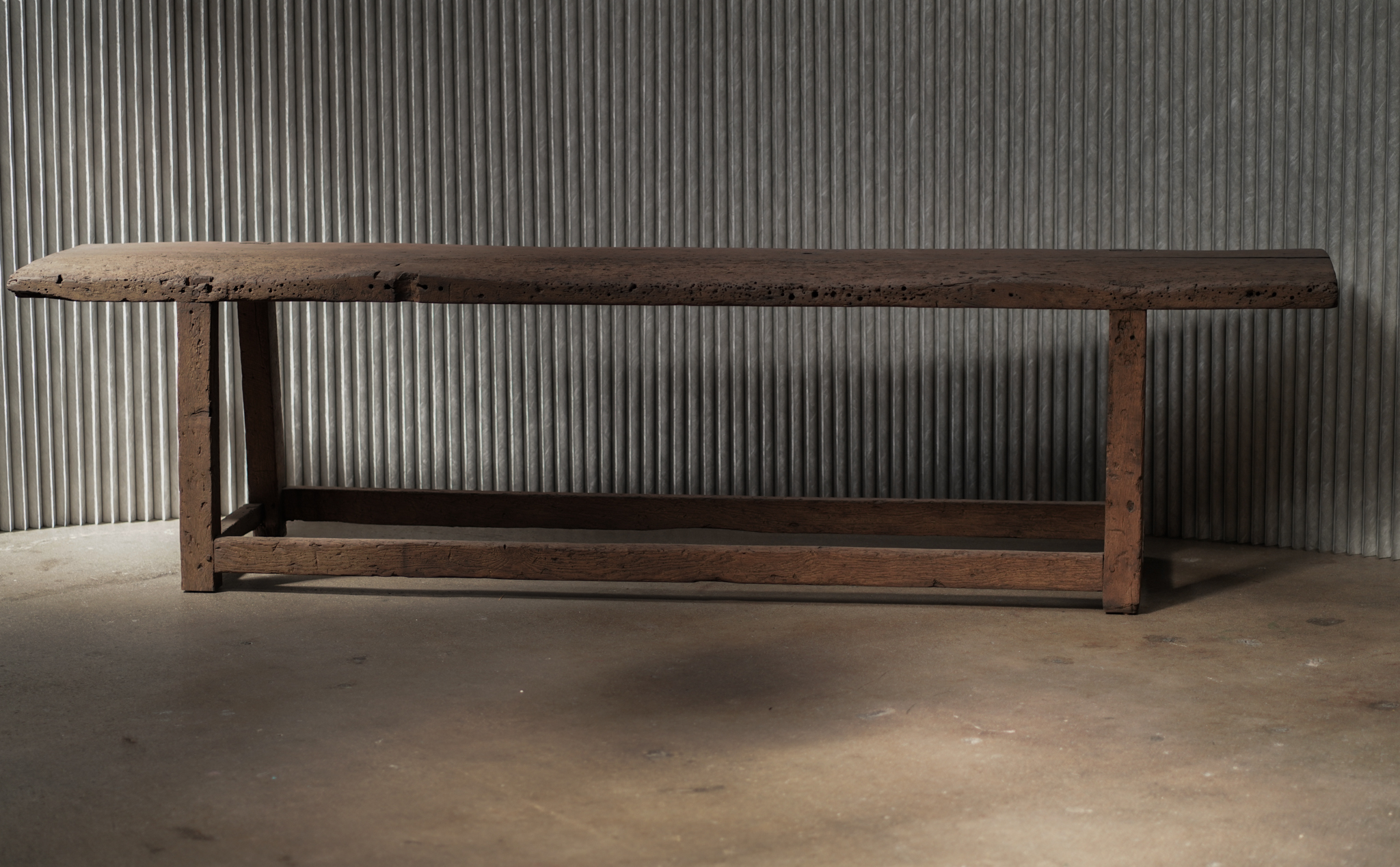 Rustic Console, Belgium