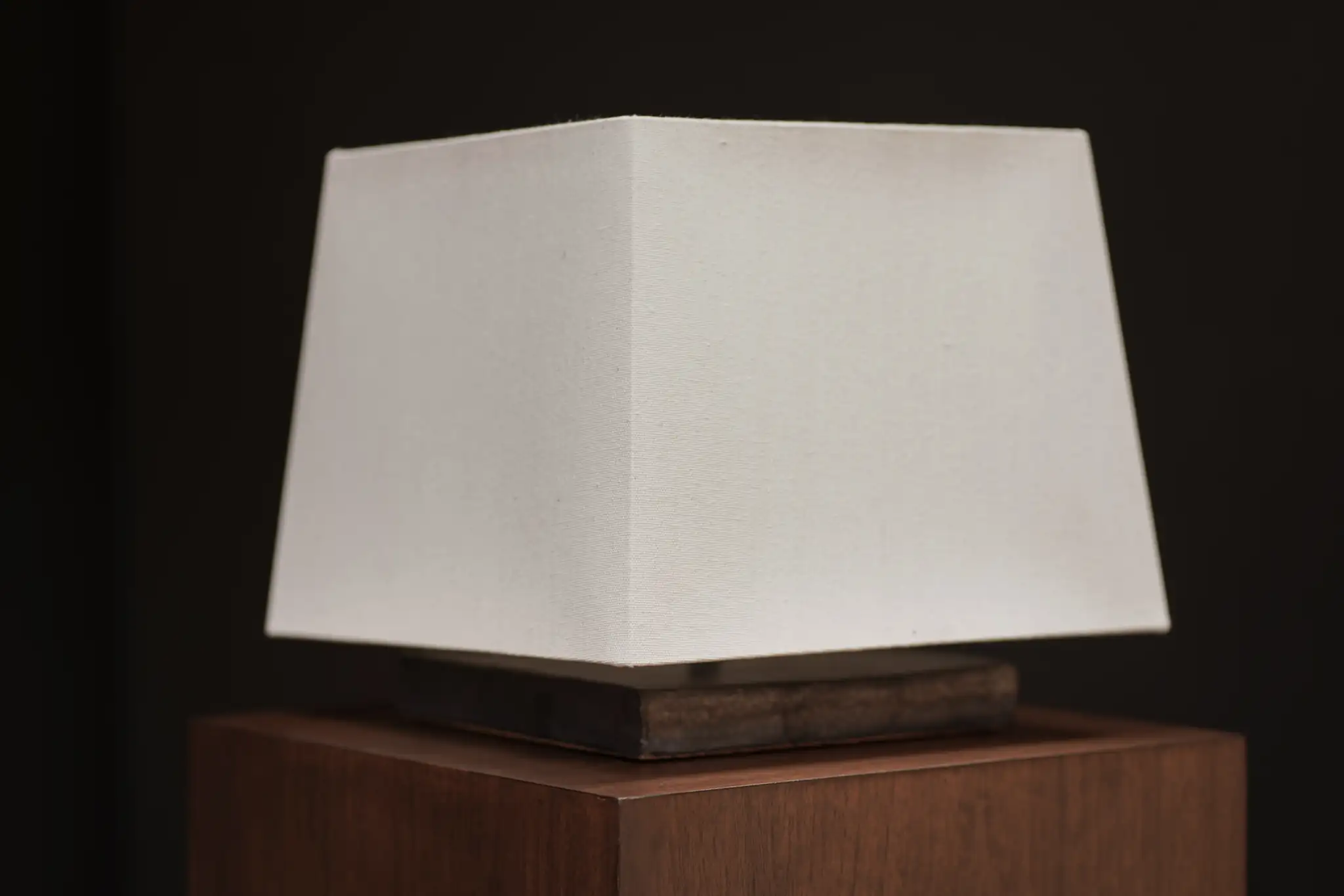 Emerald Slab Ceramic Lamp	
