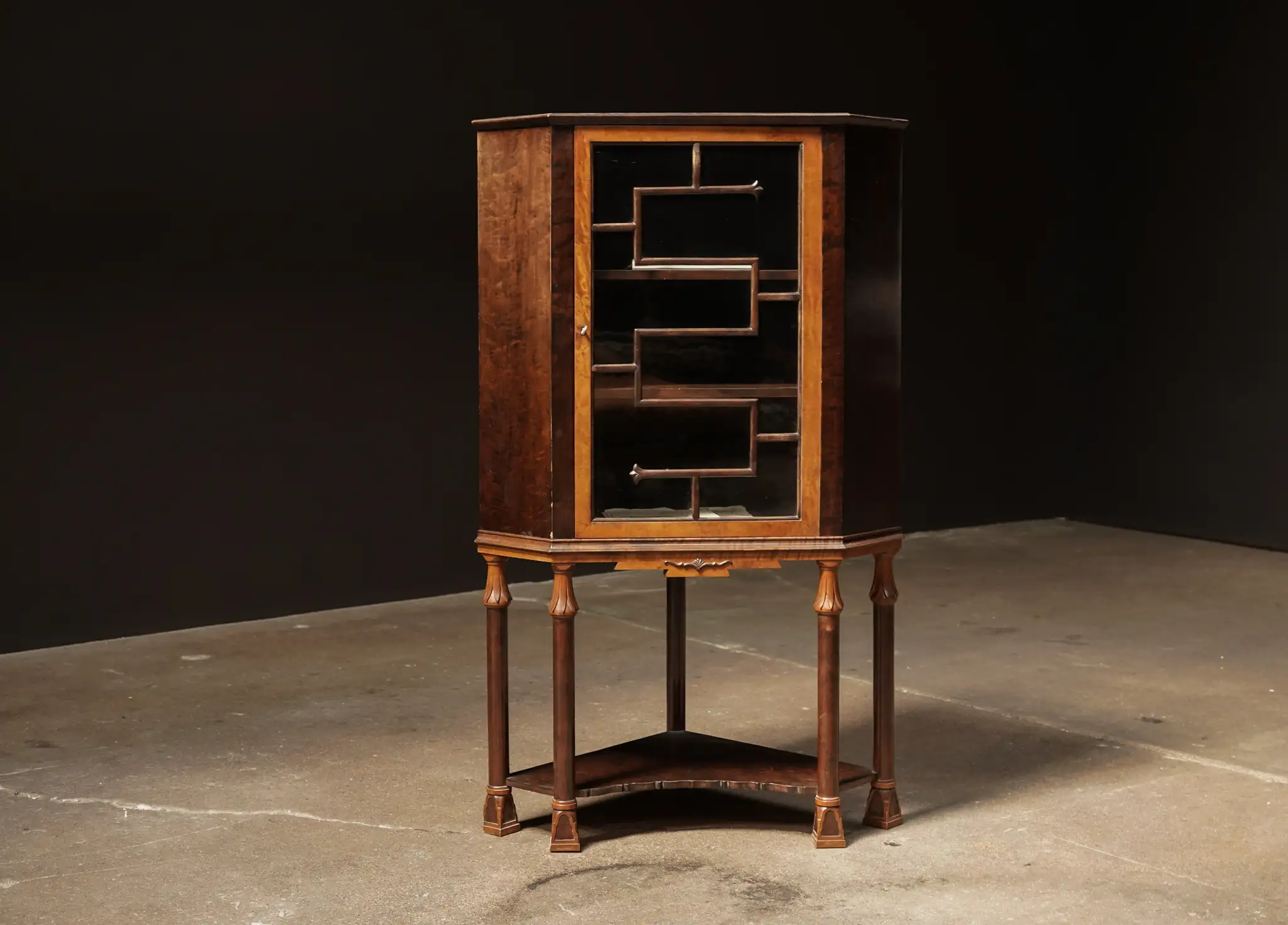 European Corner Cabinet
