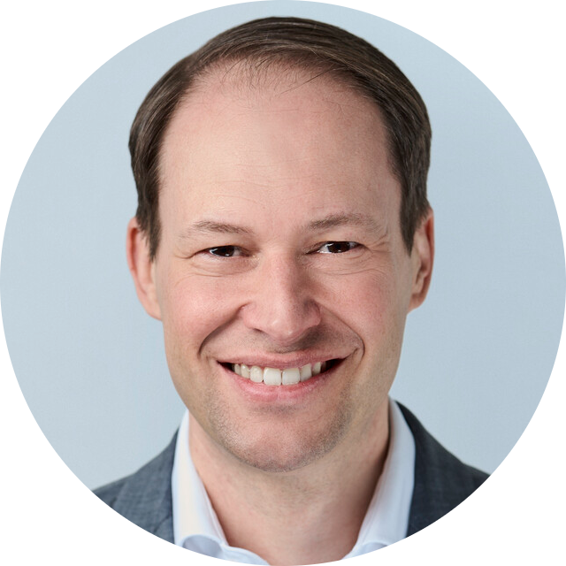 Dr. Christian Straube