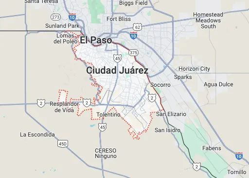 Mapa que muestra la ubicación y límites de Ciudad Juárez y El Paso, con carreteras principales y localidades cercanas.