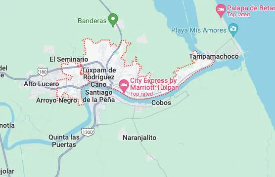 Mapa mostrando la región de Tuxpan de Rodríguez Cano y sus alrededores, incluyendo sitios como El Seminario, Playa Mis Amores y Tampamachoco, con hoteles destacados señalados.
