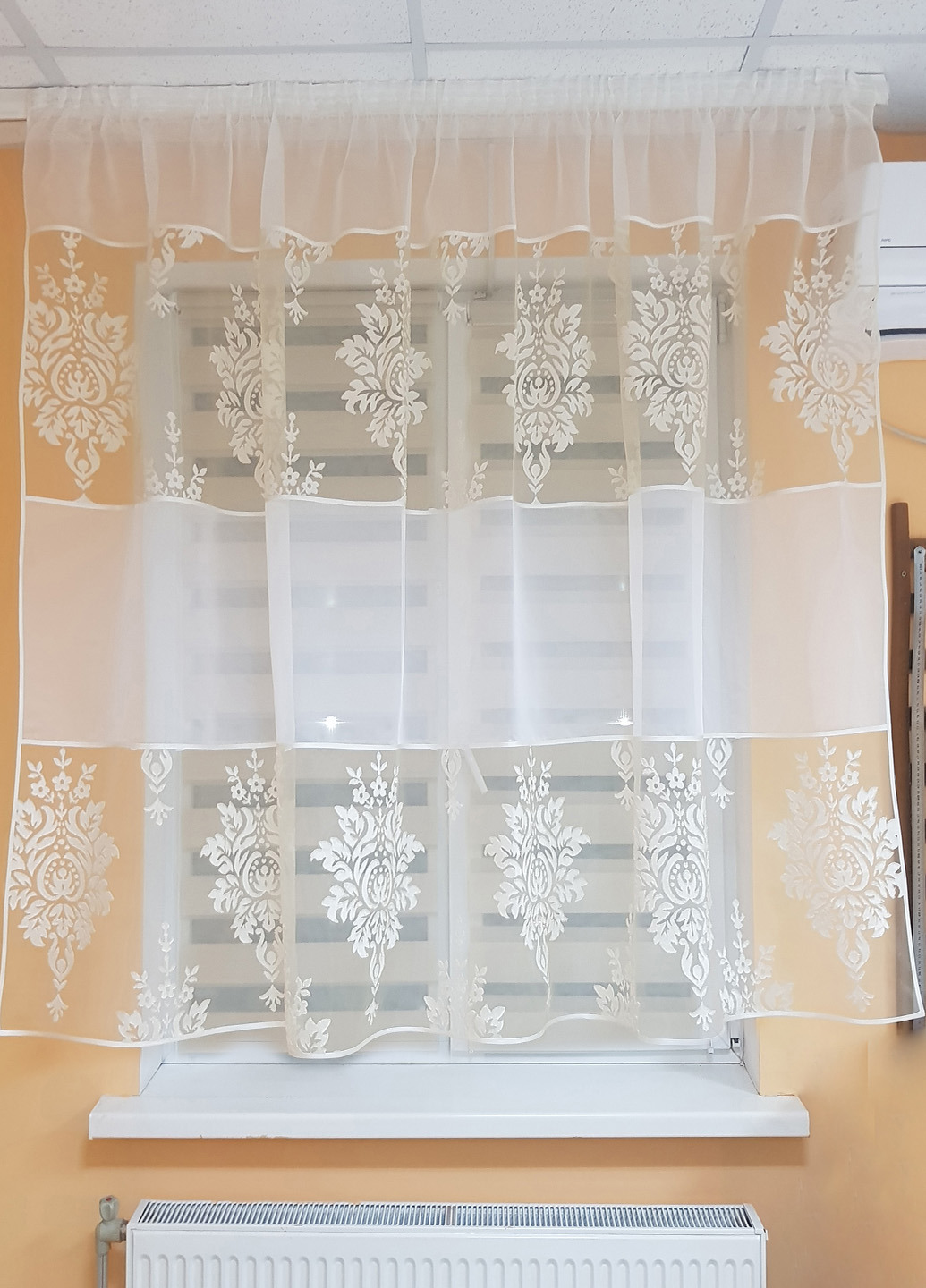 тюль до підвіконня