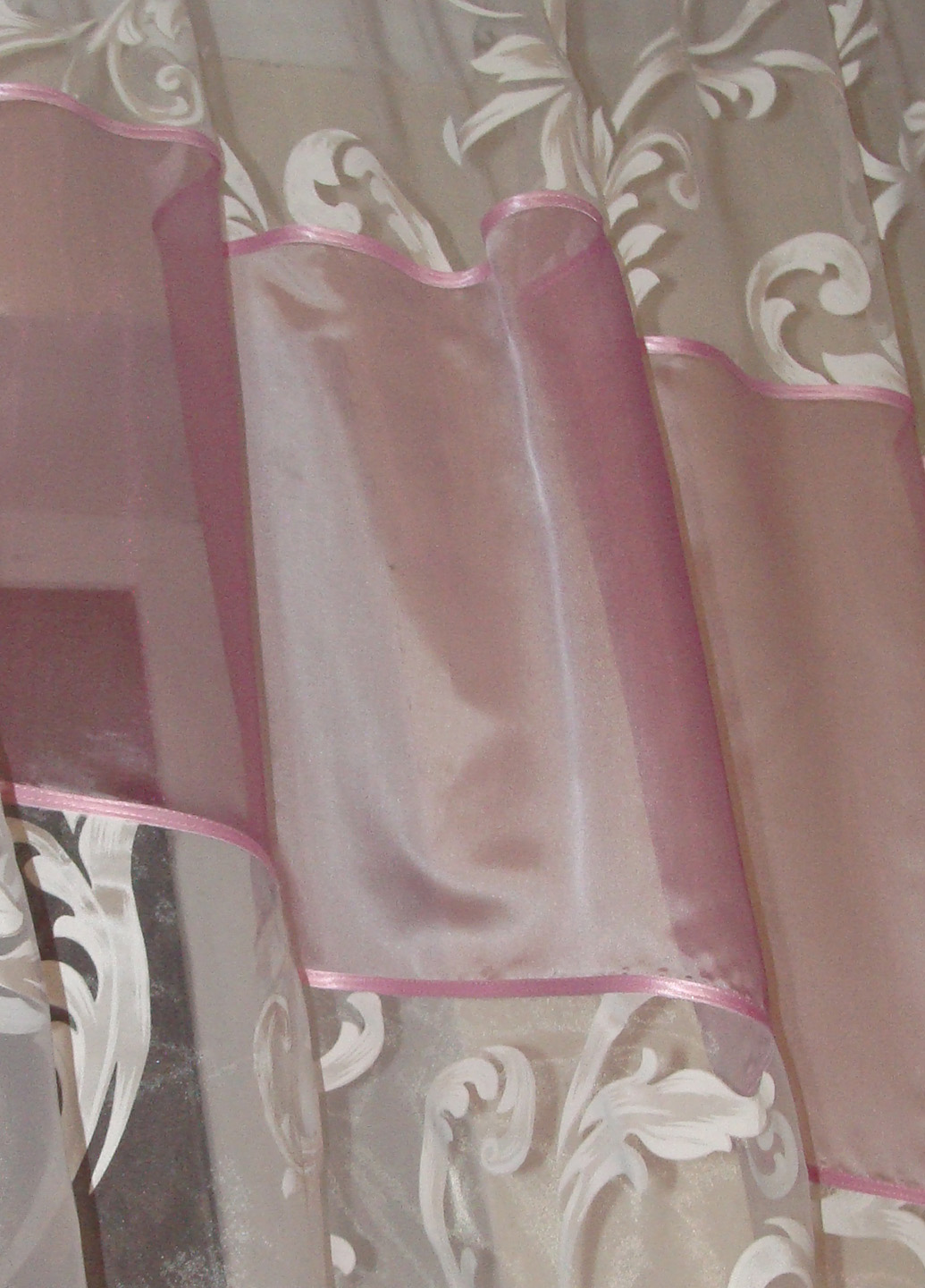 тканина органза крупним планом