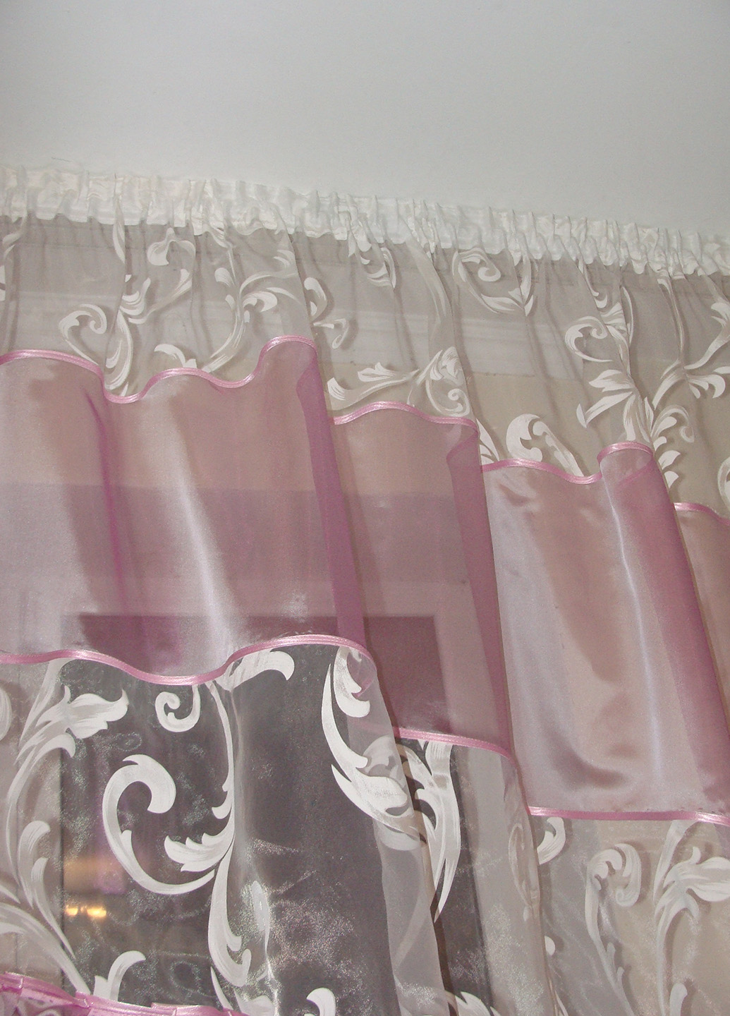 тканина органза крупним планом