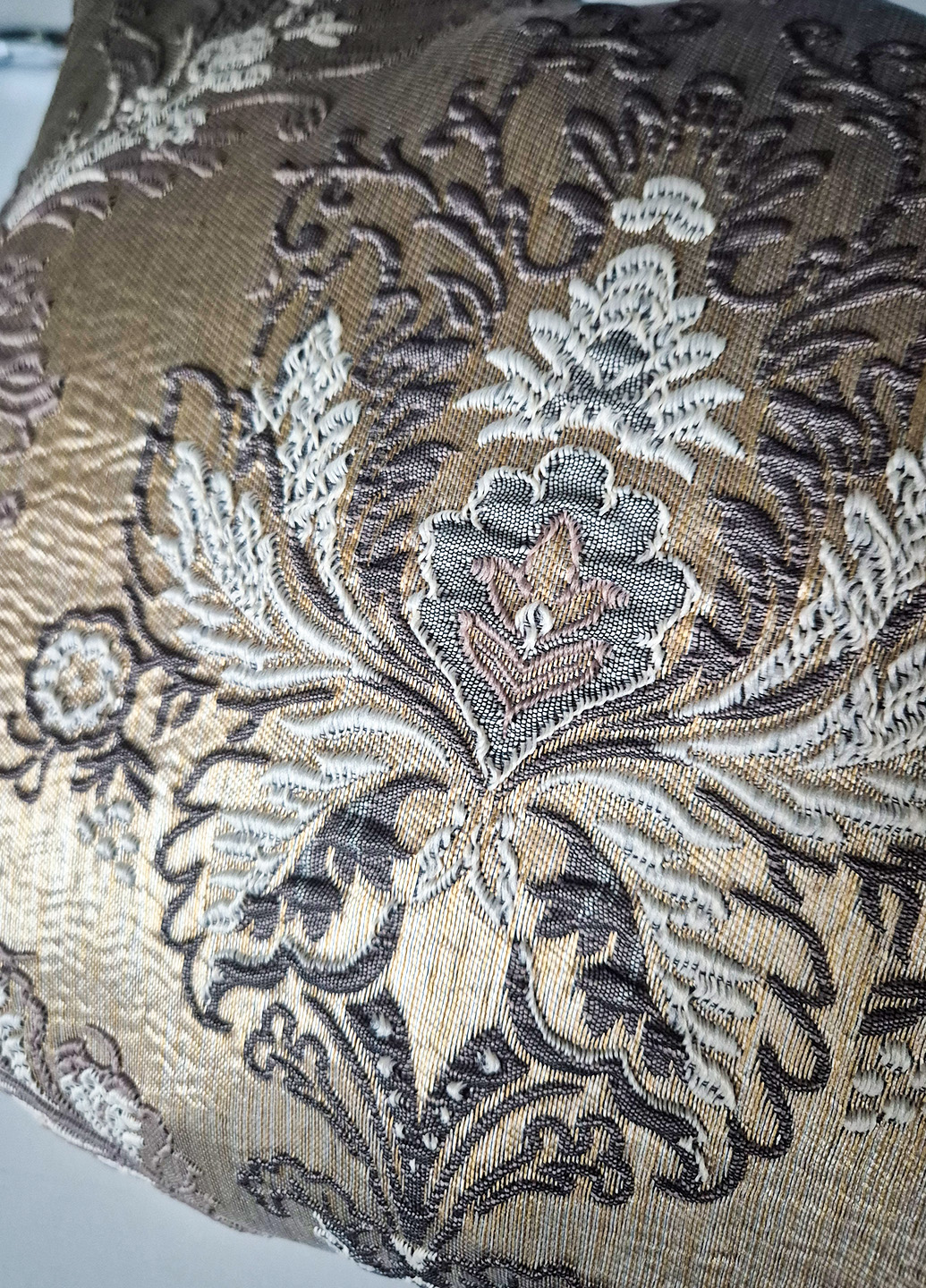 Тканина декоративної подушки