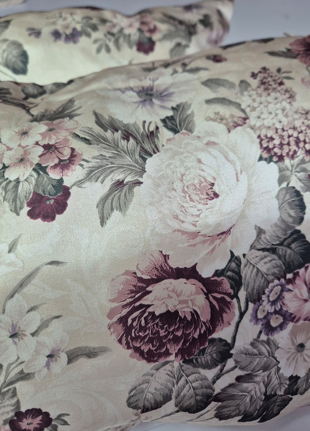 тканина на подушках крупним планом