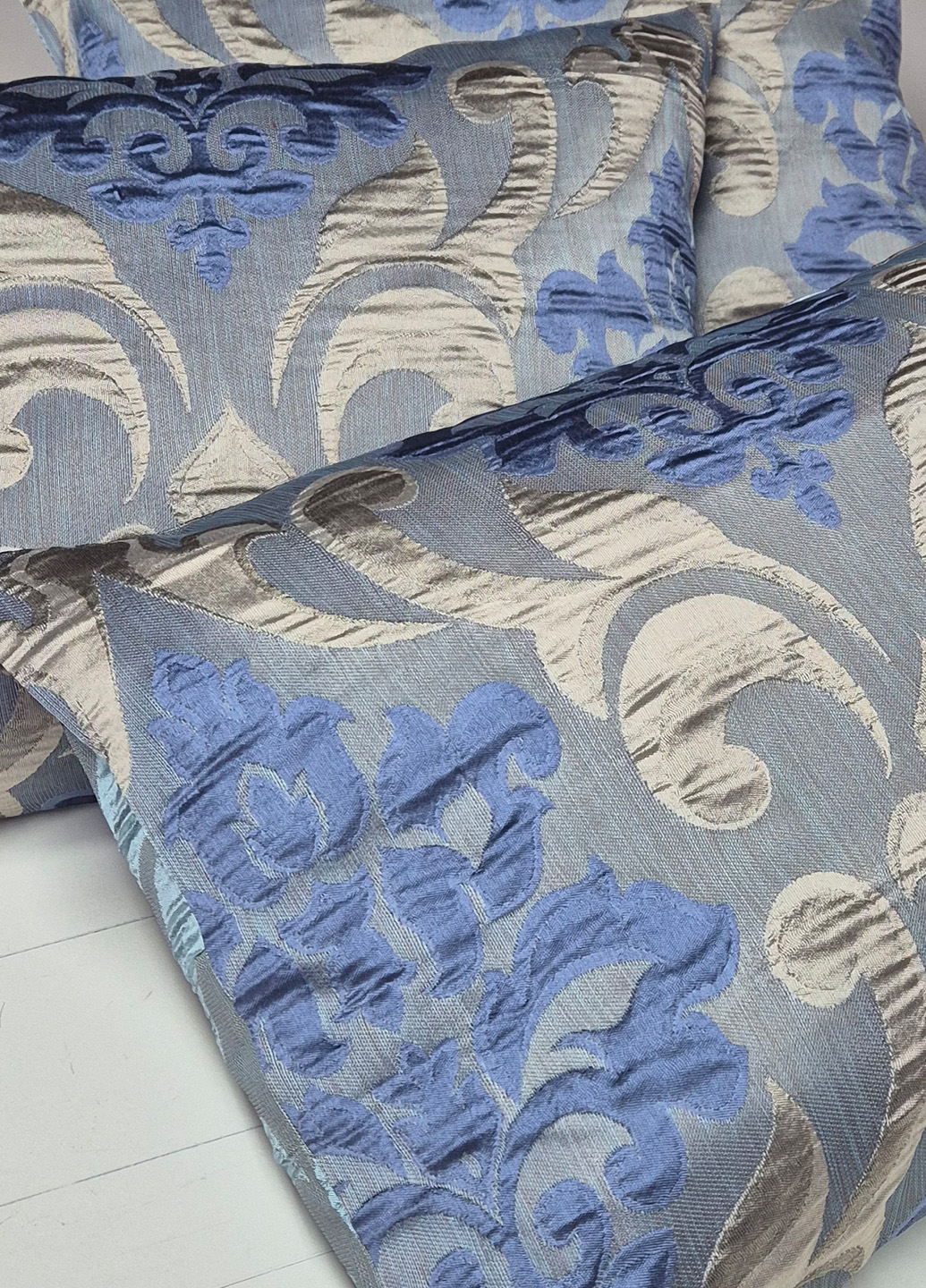 тканина на подушках крупним планом