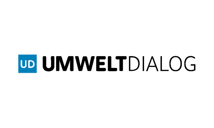 Logo des Nachhaltigkeitsmagazins UmweltDialog mit blauem „UD“-Symbol und schwarzer Schrift auf weißem Hintergrund.