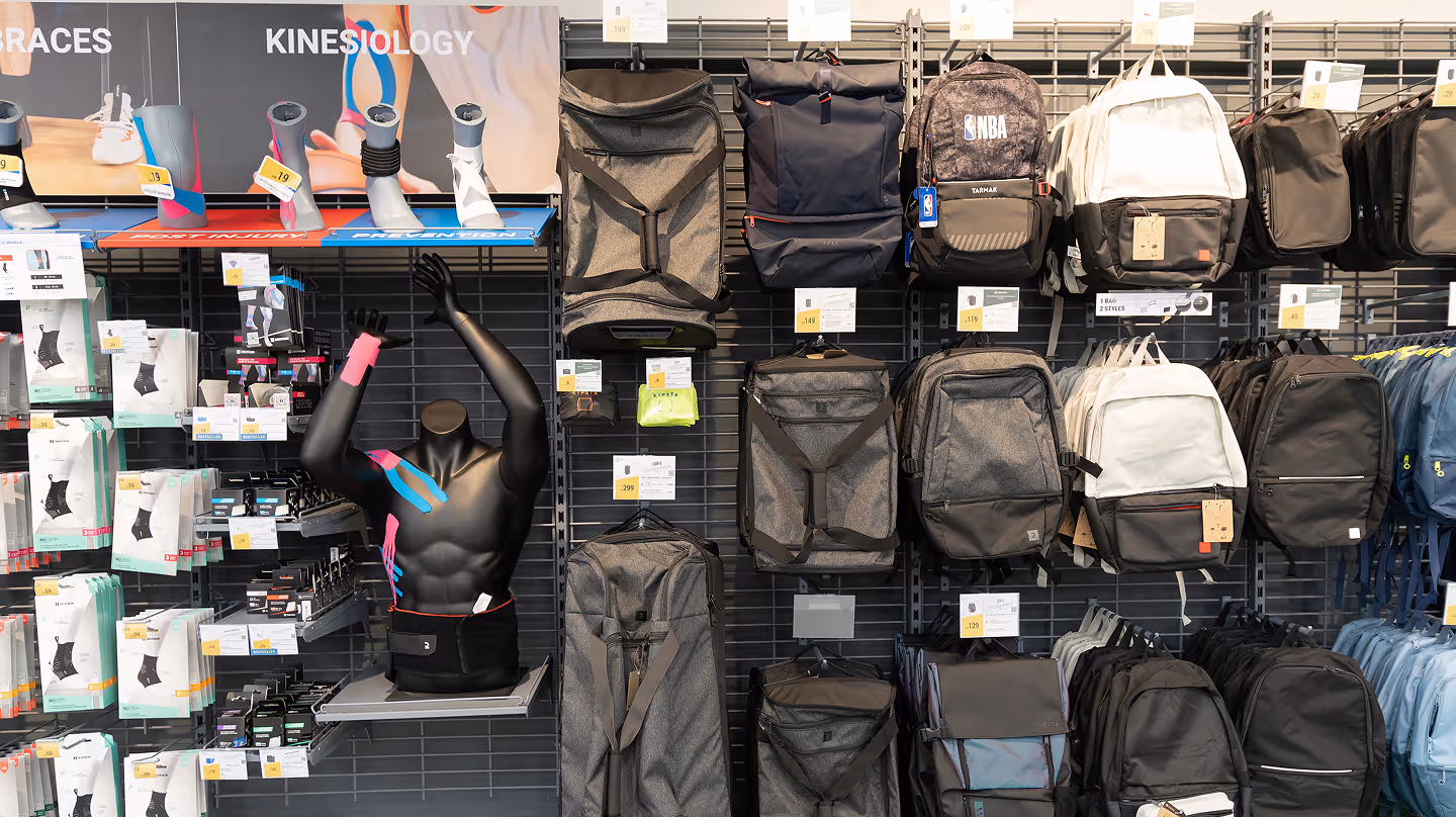 picture of a decathlon store