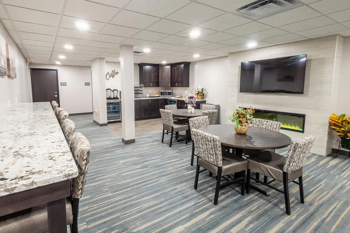 breakfast and lounge area