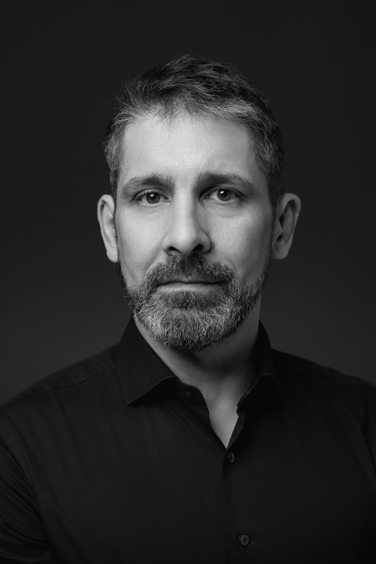 Bewerbungsfoto beim Fotografen in Zürich - LAD. Fotografie