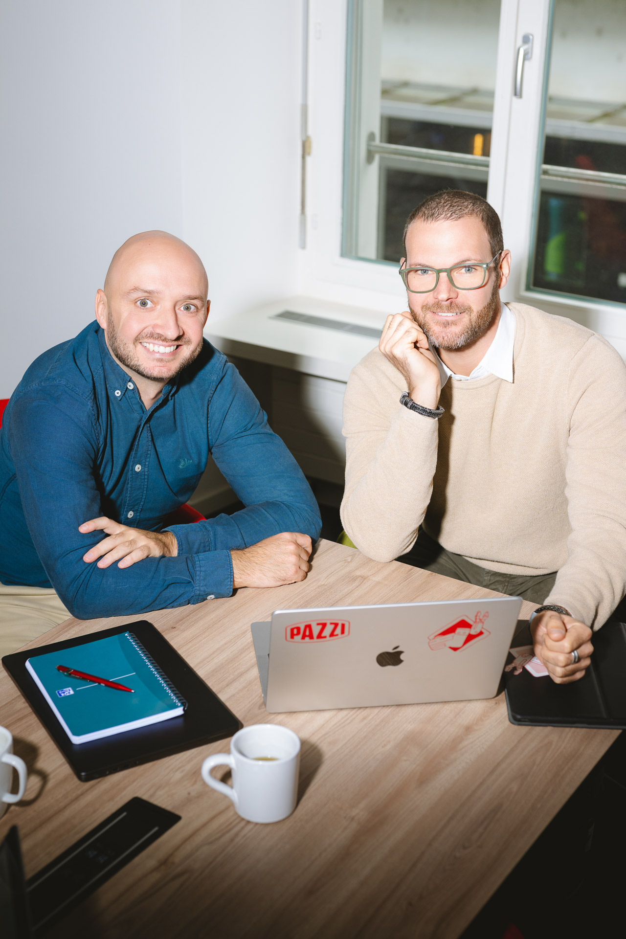 Authentische Corporate Fotografie für PAZZI Zürich – der Mensch hinter der Maschine, portraitiert von lad.studio.