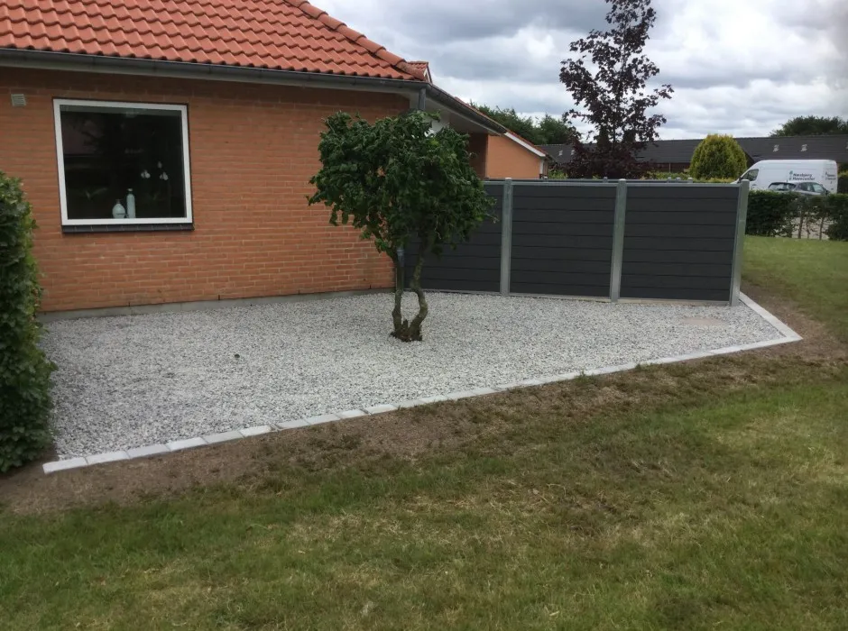 Grus ved bed