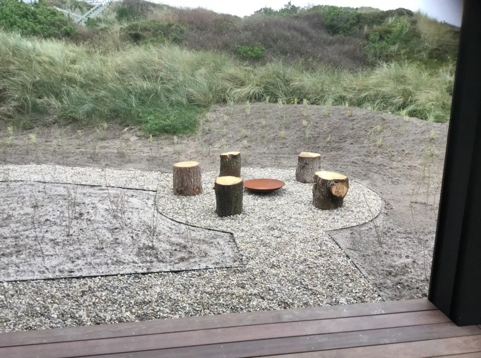Bed med skærver