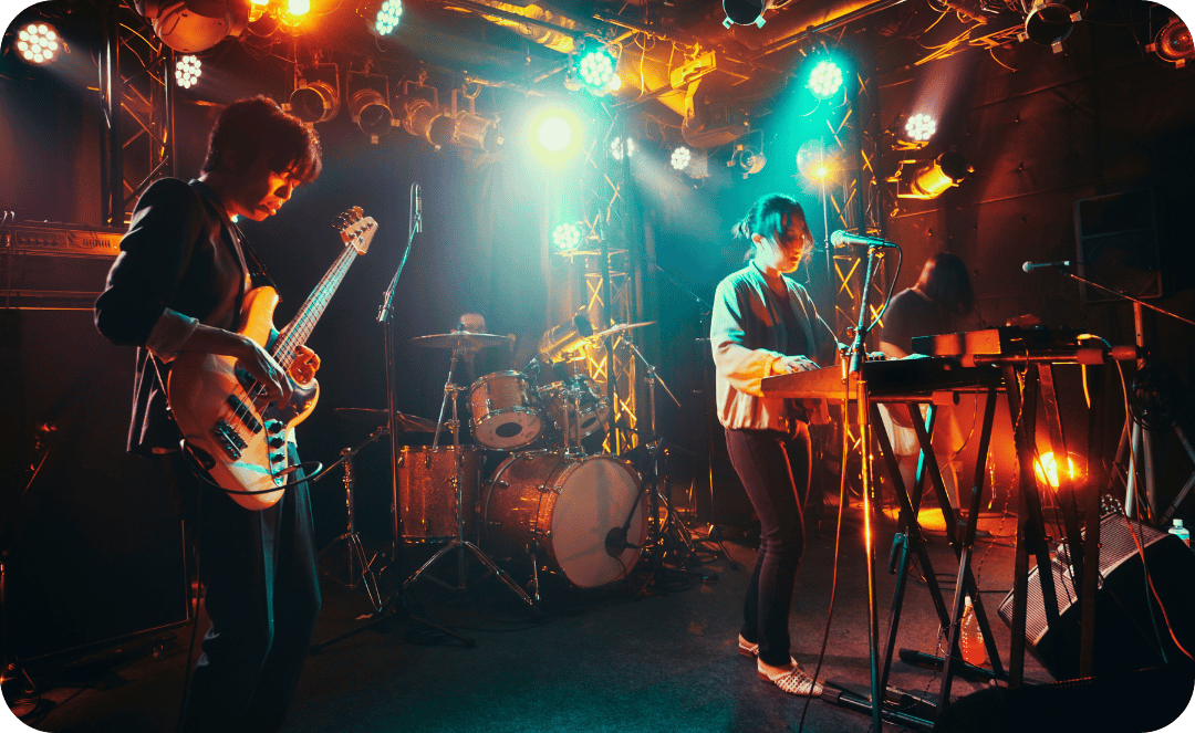 band playing live music