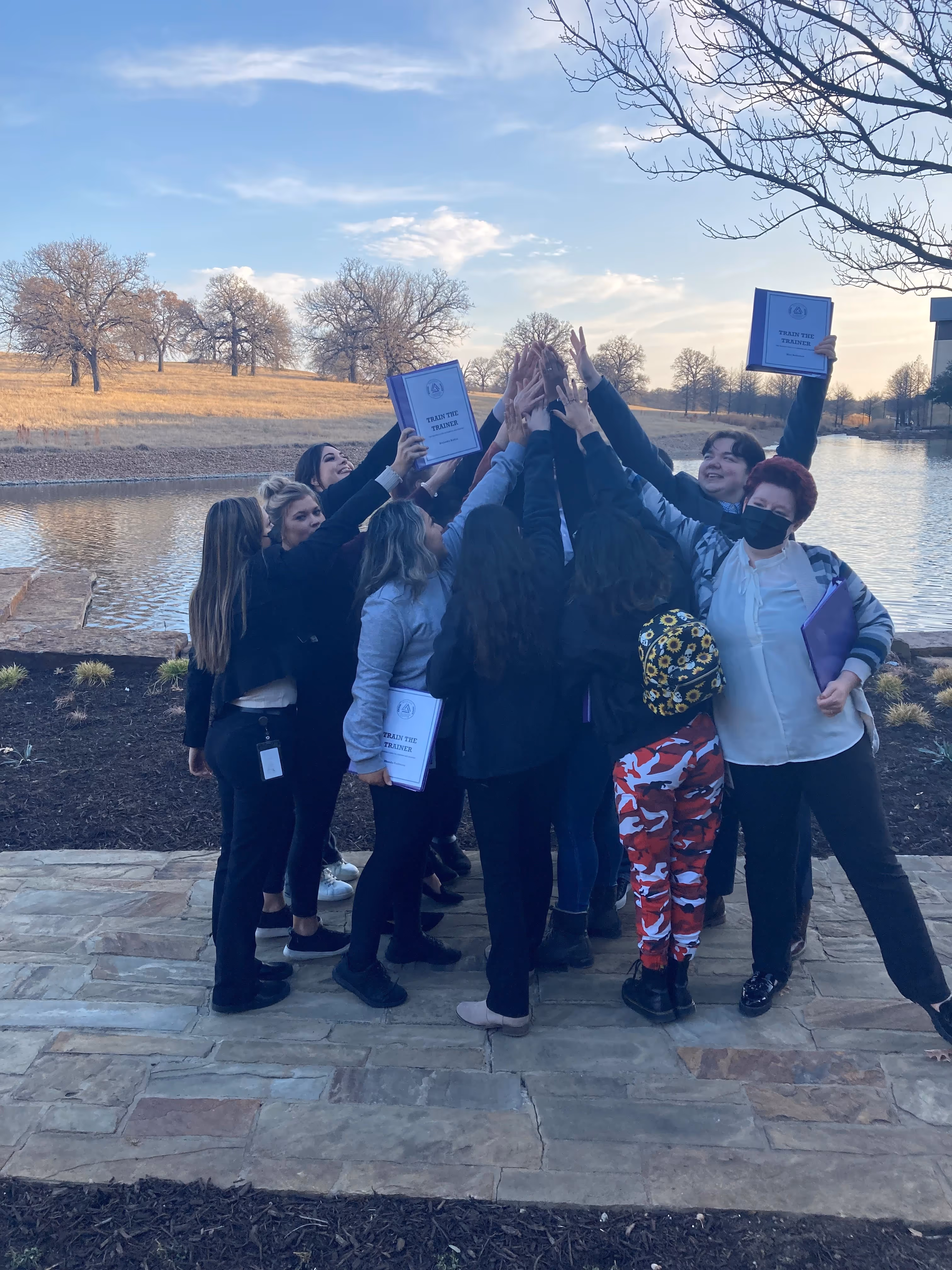 Old Peer Trainer Photo 1