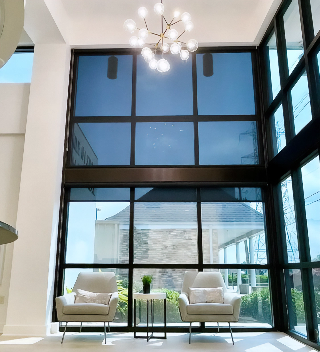 The Difference Between Bonding and Veneers