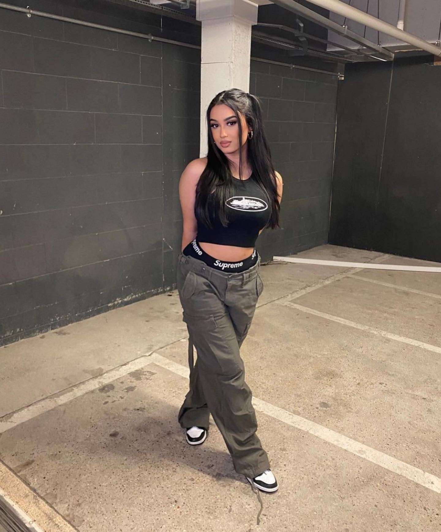 דוגמנית קורטז