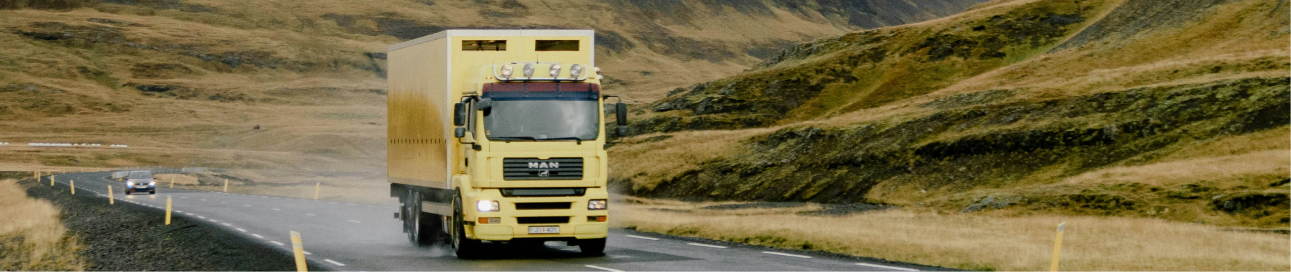 Zwei Nachhaltigkeitsmanager die eine Visite machen