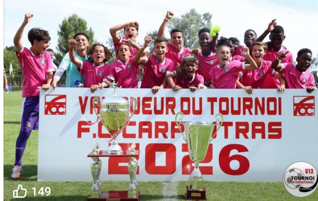 Dimitri Payet parrain du Tournoi de Carpentras -photo mercilesport.fr