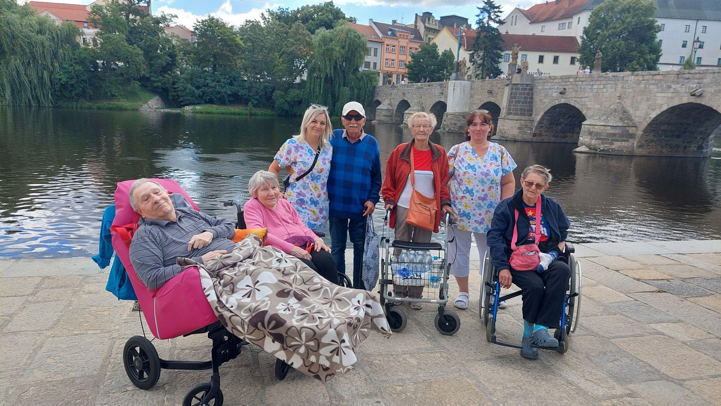 p. Vaněk, p. Pekařová, p. Trillsam, p. Jandlová, p. Lepšová