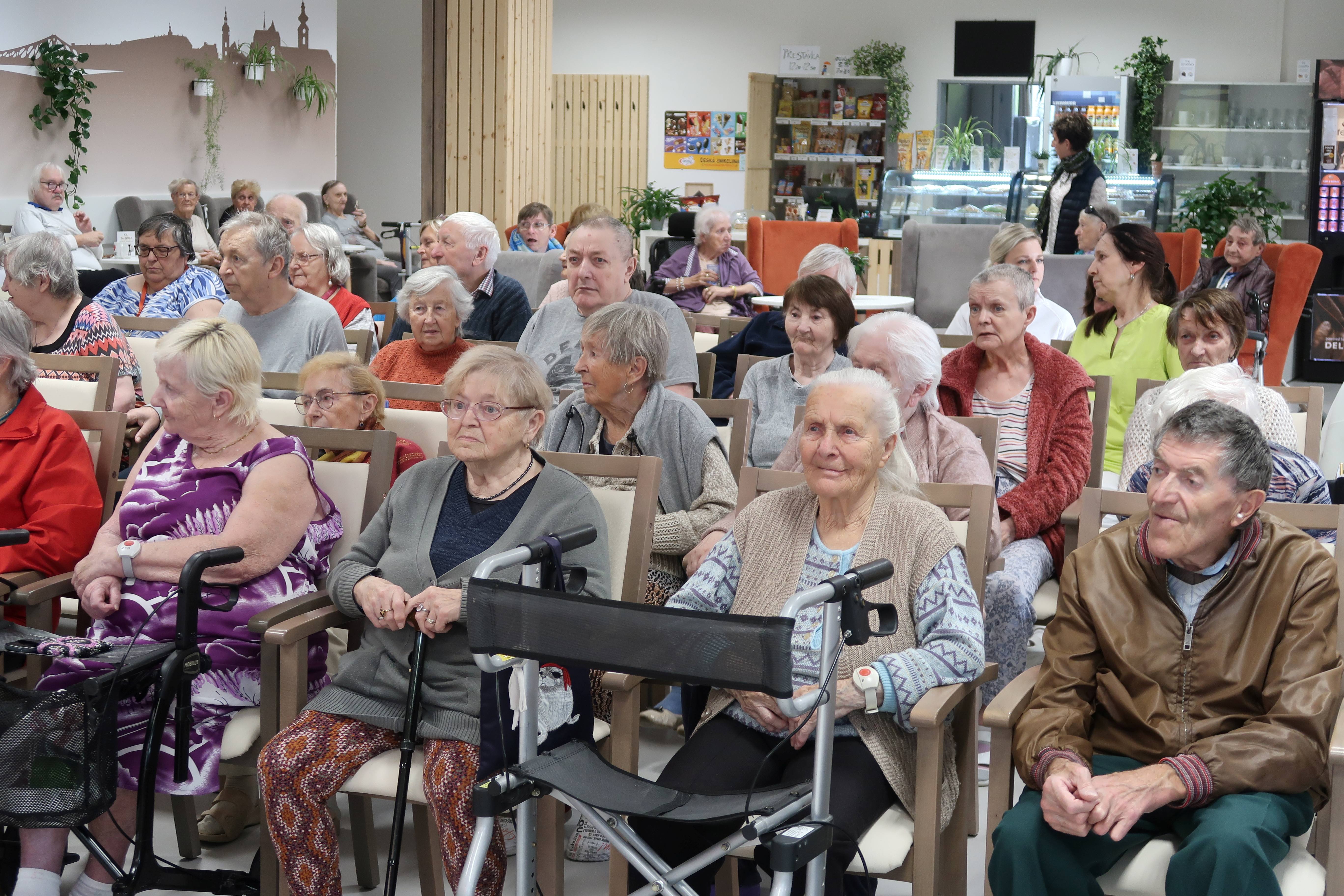 hudební odpoledne s manželi Bickovými